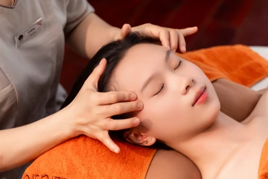 Massage cổ – vai – gáy
